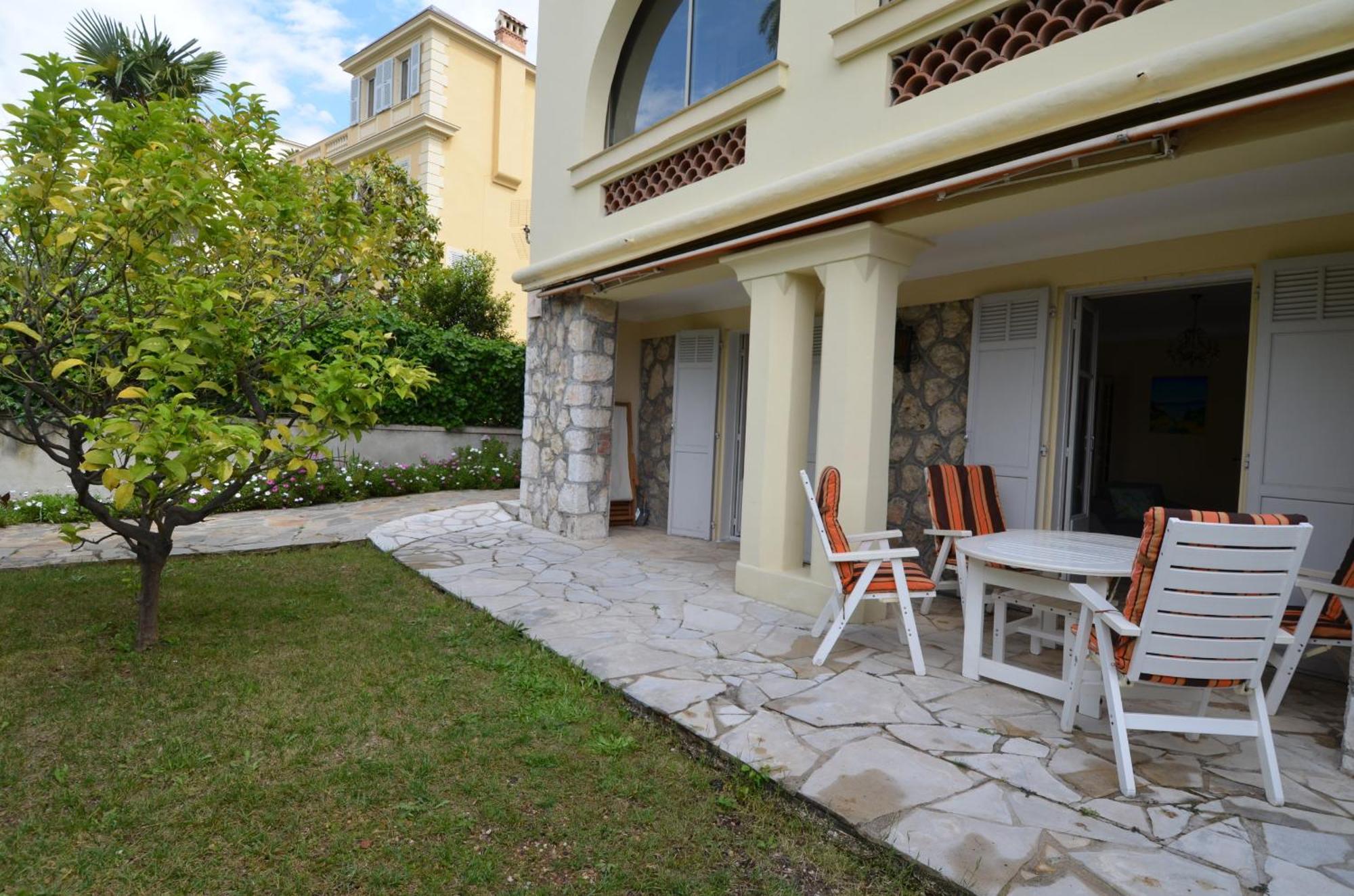 Parc Louisa - Appartement D'Epoque Avec Jardin Et Parking 4 Personnes Le Port De نيس المظهر الخارجي الصورة